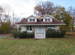 34 South St, Washingtonville, NY 10992