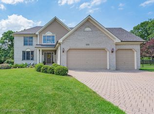 27W617 Garys Mill Rd, Winfield, IL 60190