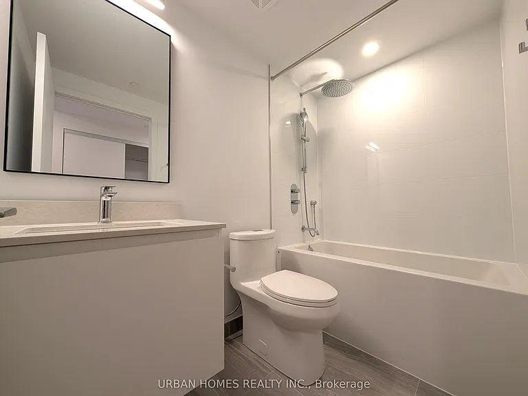 1720 Bayview Ave #508 — Photo 13