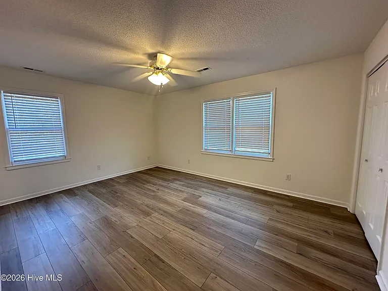 581 Parkway Blvd — Photo 6