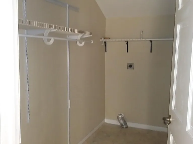 1140 Madison St #1265 — Photo 6