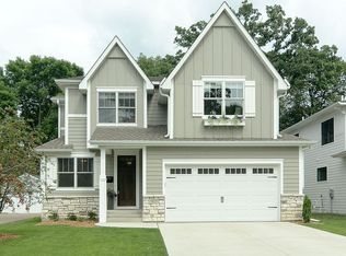 5825 Ashcroft Ave, Edina, MN 55424