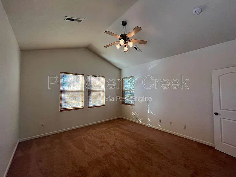 5271 Canyon View Dr — Photo 27