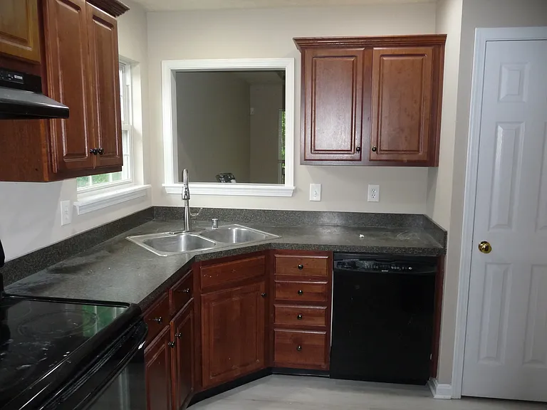 6312 Labor Ln — Photo 5