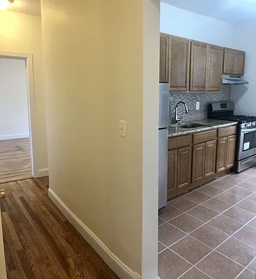 Rented by New York Residence | media 29