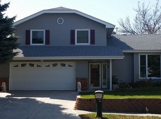 2208 N 127th Cir, Omaha, NE 68164