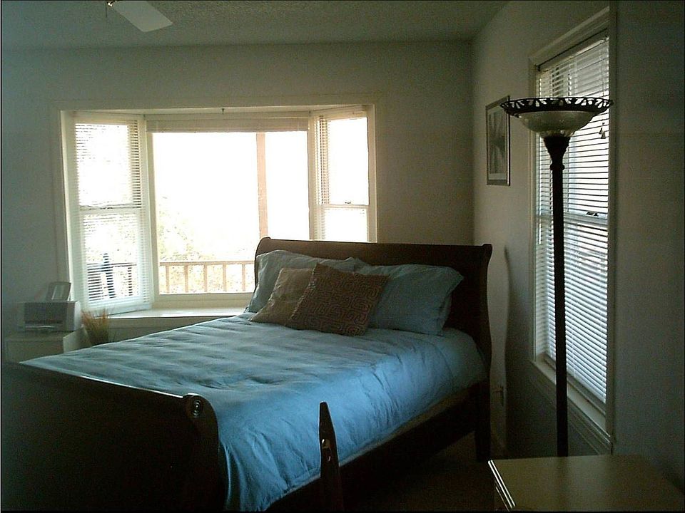 New large 1st floor master