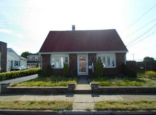 154 Edgemere Rd, Pawtucket, RI 02861