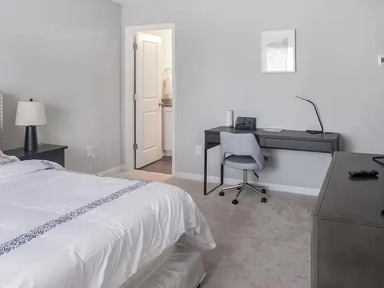 3196 Laurel Ridge Cir — Photo 16