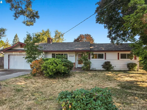 1727 NE 18th St, McMinnville, OR 97128