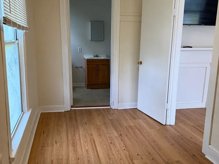 7405 Columbia Ave — Photo 9