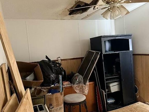 5th image of 1132 E Park Road