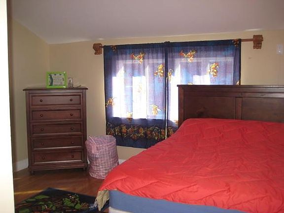 3rd image of 58 Mahopac Ave