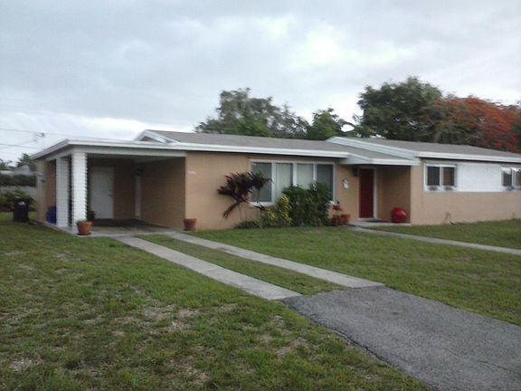 5th image of 9241 SW 166th Ter