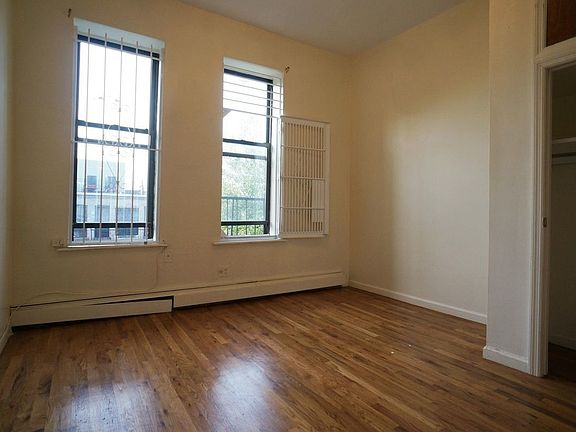 2nd image of 311 Jefferson St #2LR