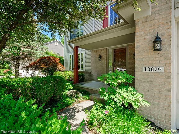 3rd image of 13879 Arlene Ln