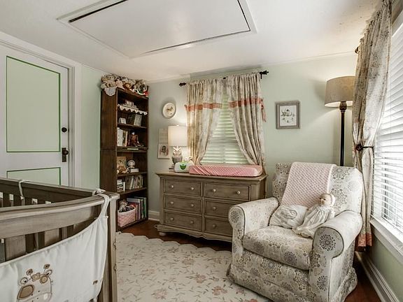5th image of 8819 San Leandro Dr
