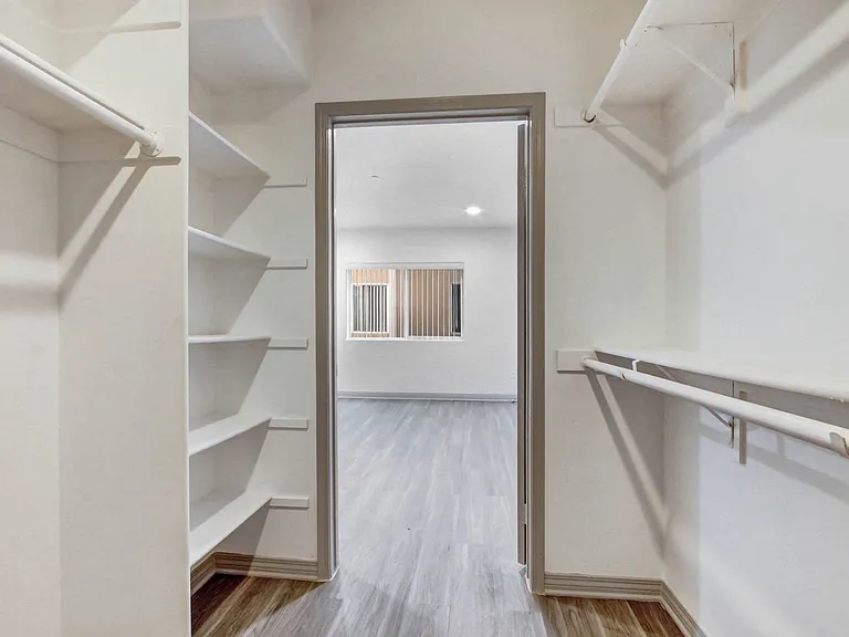 821 Wilcox Ave — Photo 32