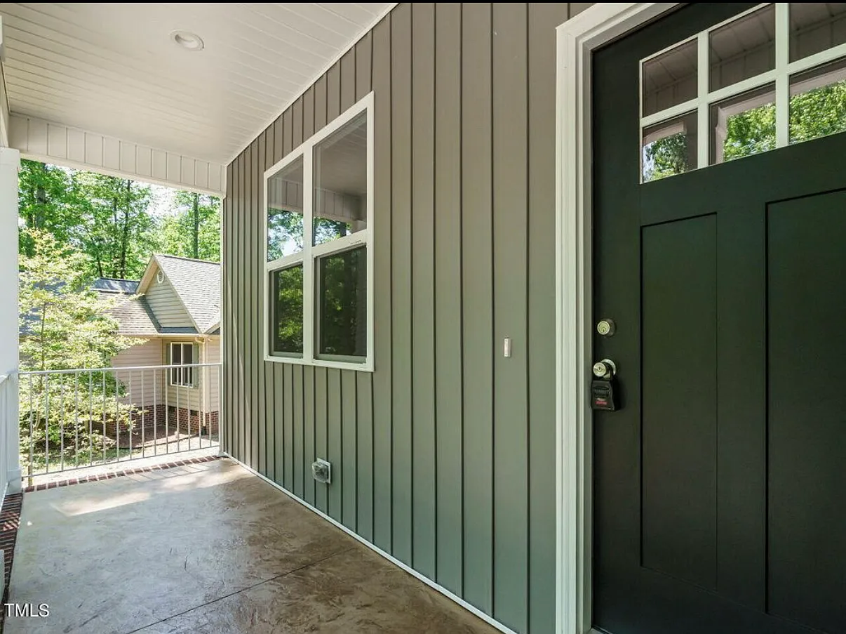 3 bed, 1712 sqft, $2,600 — Photo 3