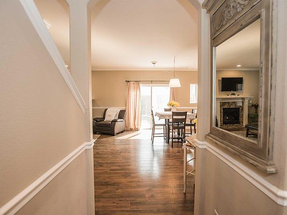 4th image of 737 El Macero Way