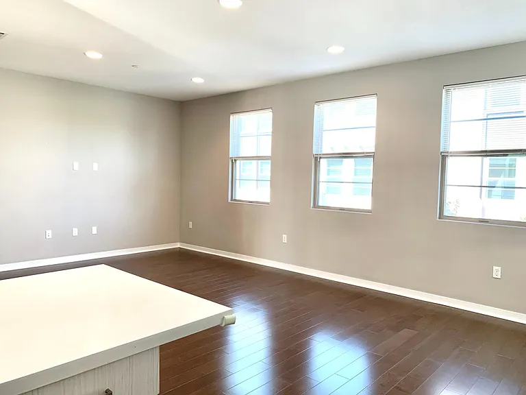 1099 Harebell Pl — Photo 14