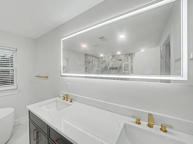 2709 Oak Cir — Photo 20