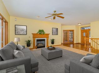 741 Hunters Cir, Hudson, WI 54016