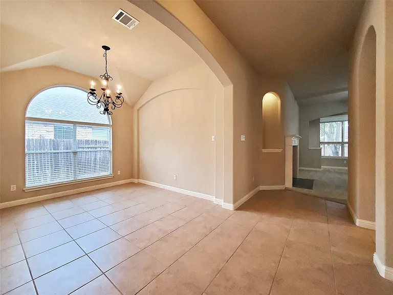 2506 Mancuso Bnd — Photo 8