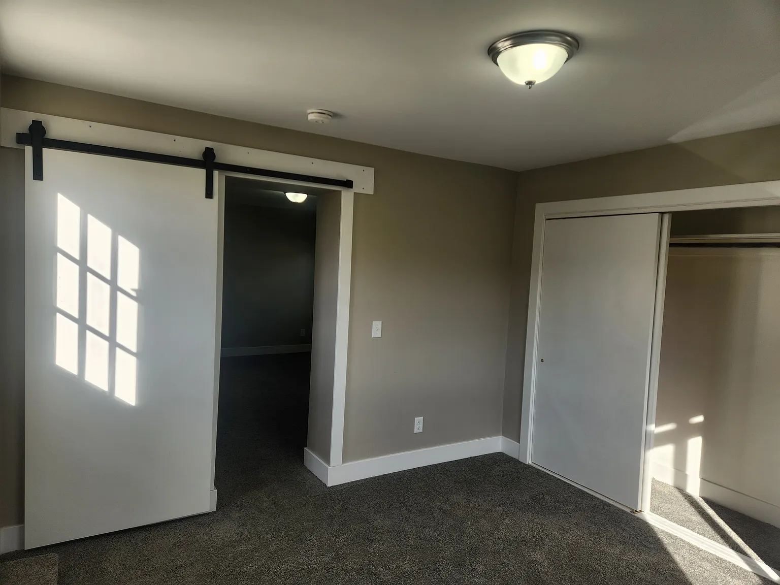 1 bed, 850 sqft, $1,495 — Photo 4