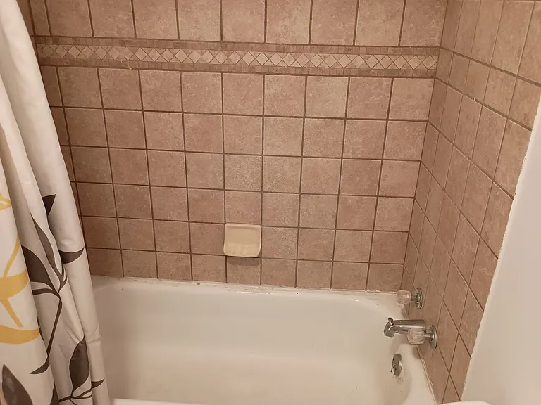 708 Bank St #1 — Photo 16