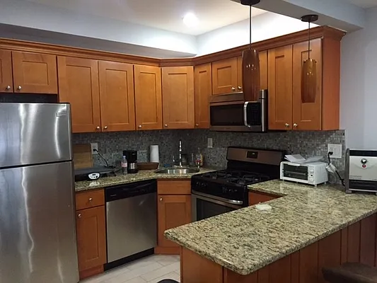 Rented by City Apt Group LLC | media 17