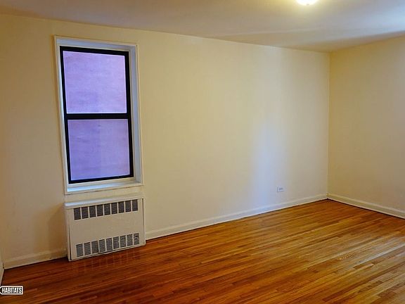 5th image of 7210 37th Ave APT 103