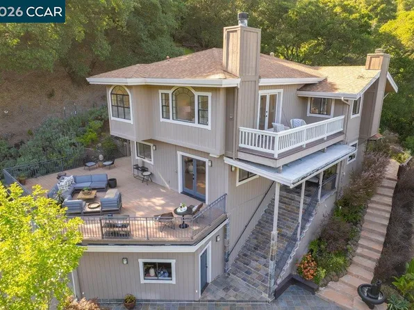 14 Springhill Ln, Lafayette, CA 94549