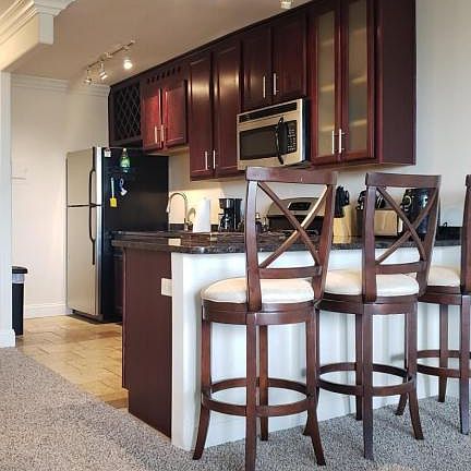 5th image of 700 E 8th St #S9