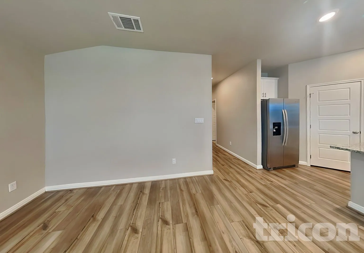 13685 Paxton Boulevard St. Hedwig TX — Photo 3