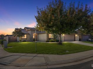 6911 Catalina Creek Way, Bakersfield, CA 93311