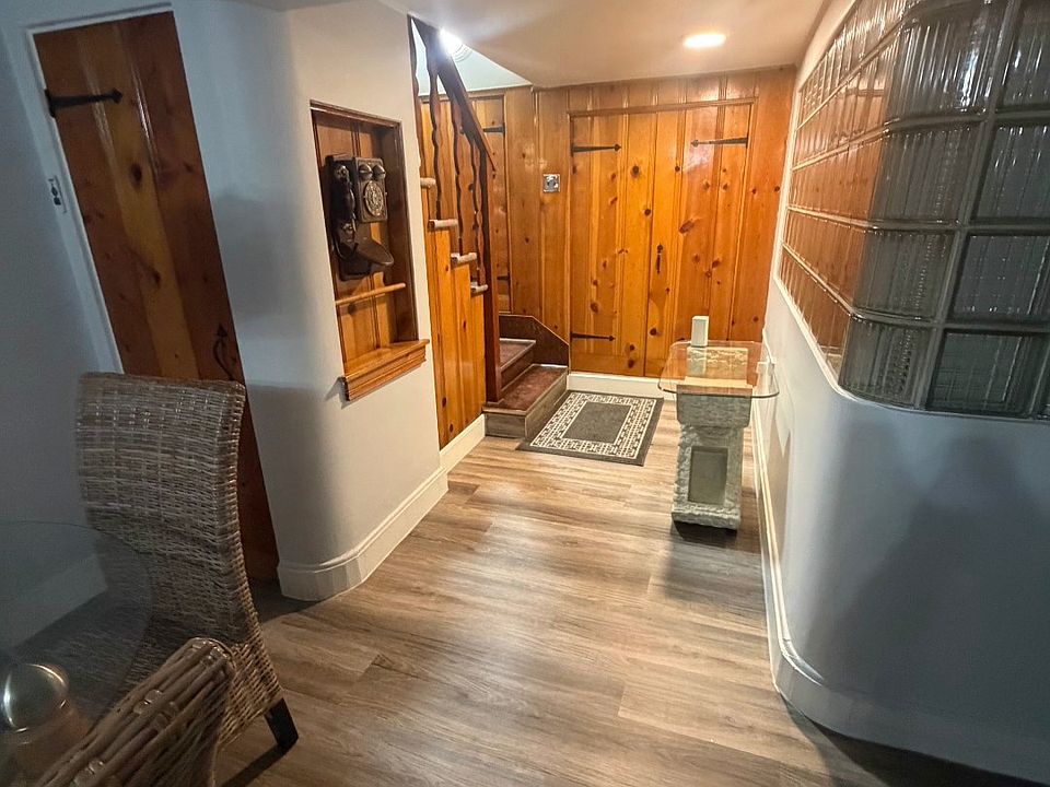 1st image of 5322 W Barry Ave #Basement