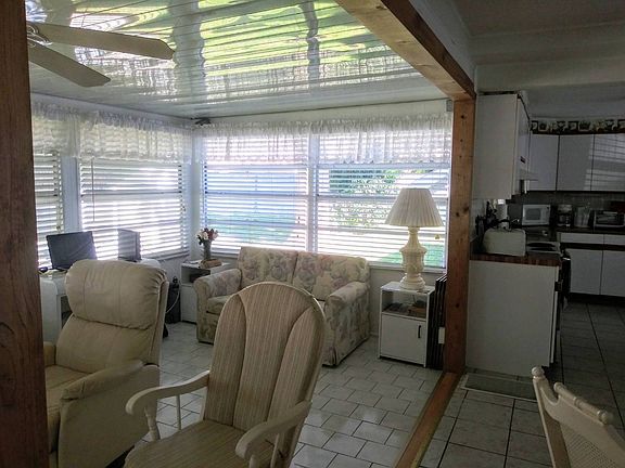 4th image of 6101 Brandywine Dr N