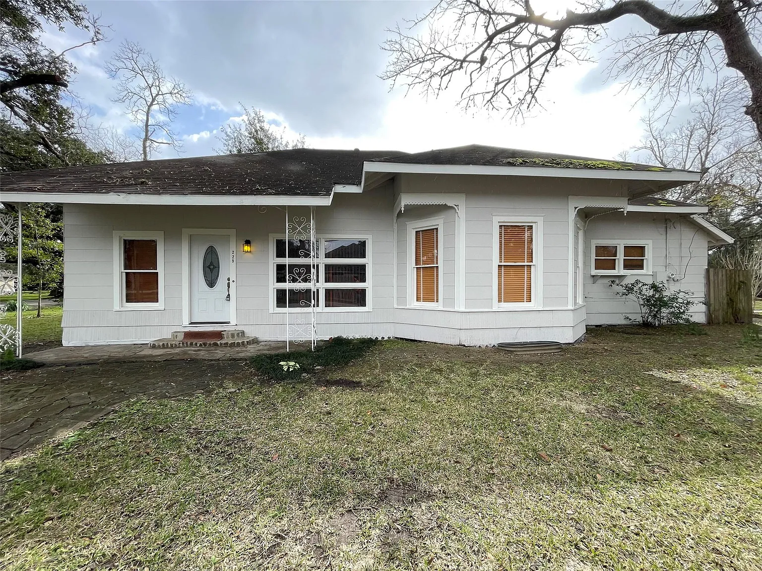 3 bed, 2.0 bath, 1460 sqft, $1,850 — Photo 3
