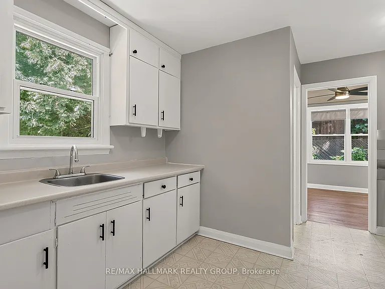 427 Pleasant Park Rd — Photo 18