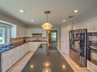 15406 Park Estates Ln, Houston, TX 77062
