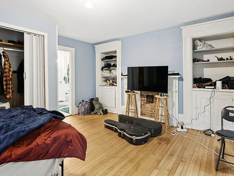 82 Winter St #1 — Photo 7