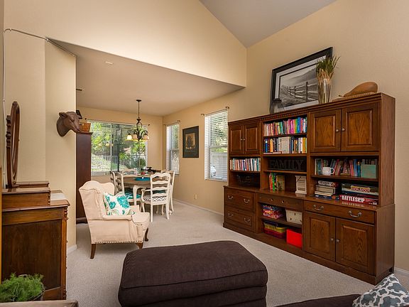 4th image of 11480 Eastview Ct