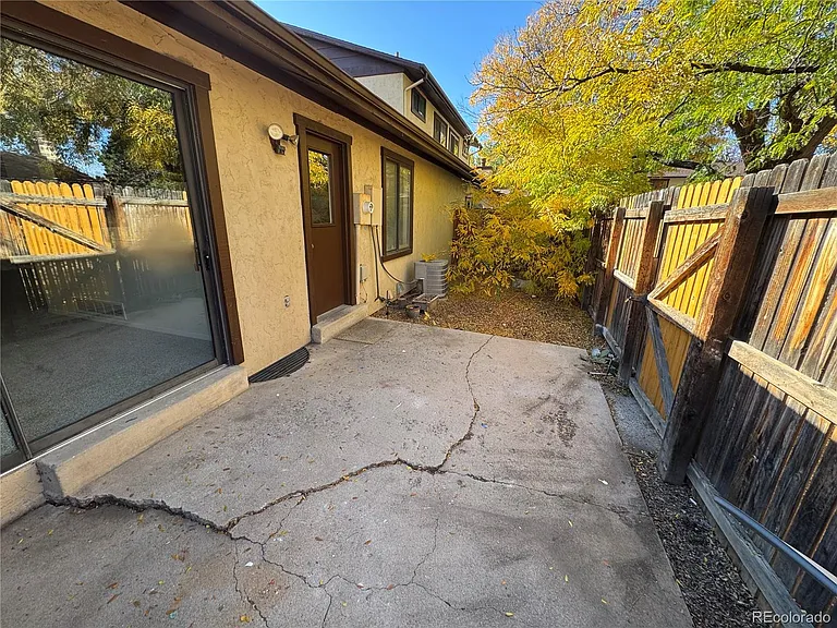 3839 S Evanston St — Photo 21