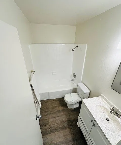 Fenway Apartments — Photo 11