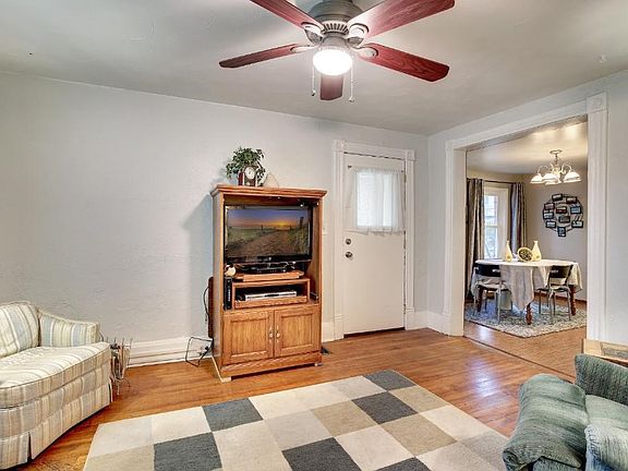 4th image of 429 Thomas Ave