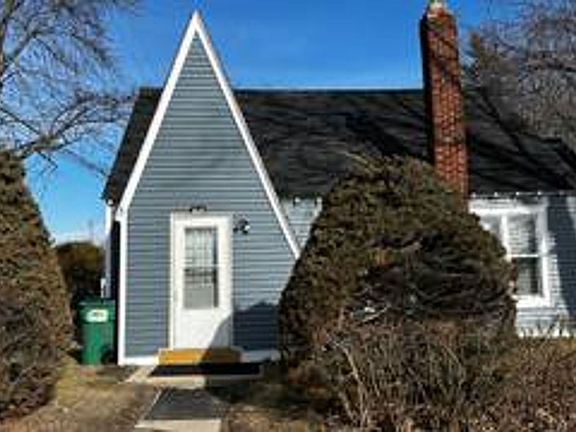 2nd image of 130 North St E