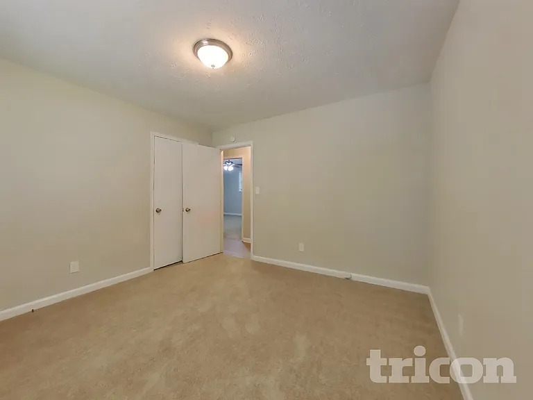 4211 Clearview Dr — Photo 13