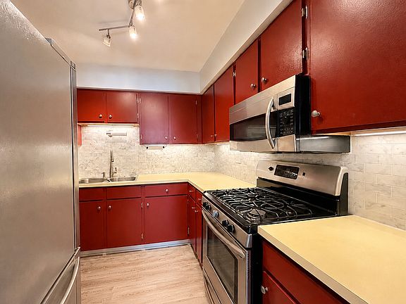 5th image of 5500 Lincoln Ave Unit 510