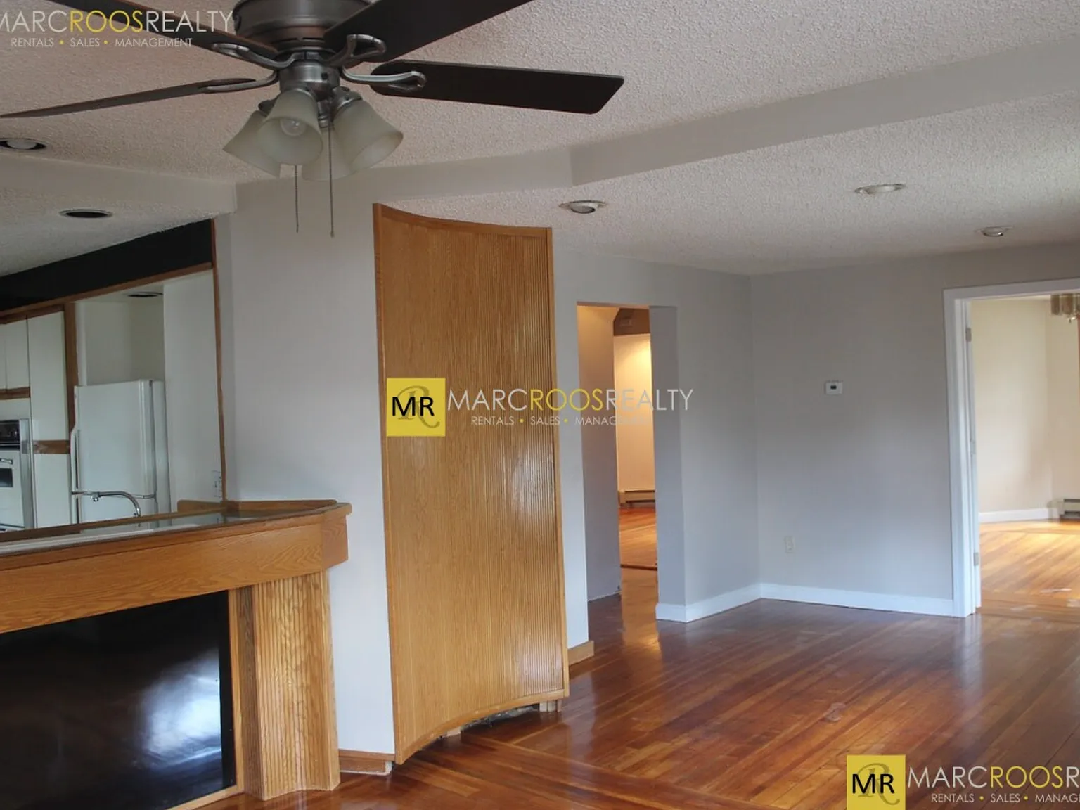 27 Princeton St — Photo 2